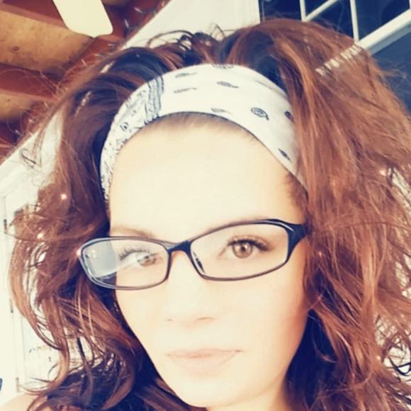 Meet your Posher, Mary - Picture 1 of 1